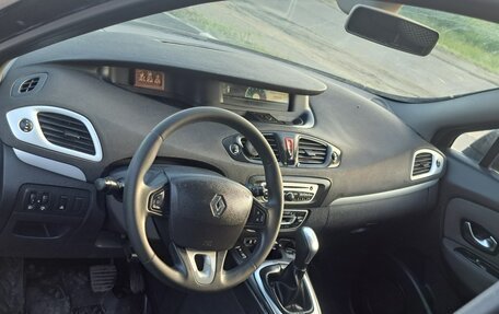Renault Scenic III, 2011 год, 670 000 рублей, 14 фотография