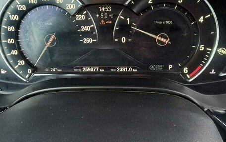 BMW 5 серия, 2017 год, 1 900 000 рублей, 3 фотография