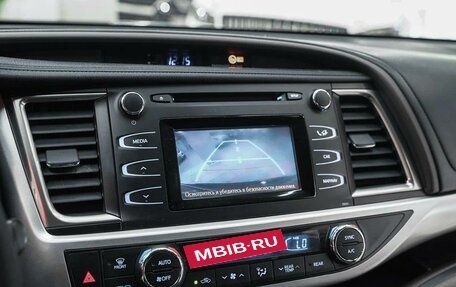 Toyota Highlander III, 2013 год, 2 550 000 рублей, 11 фотография