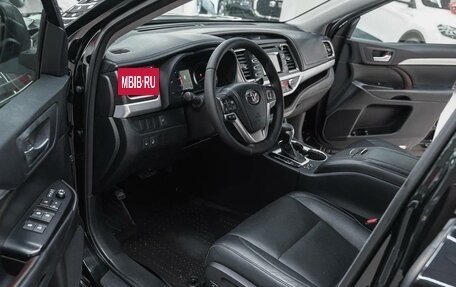 Toyota Highlander III, 2013 год, 2 550 000 рублей, 13 фотография