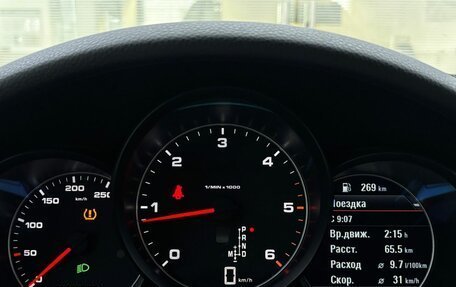 Porsche Cayenne III, 2015 год, 3 255 000 рублей, 16 фотография