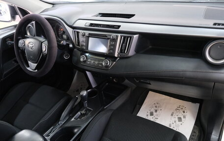 Toyota RAV4, 2014 год, 1 889 000 рублей, 19 фотография
