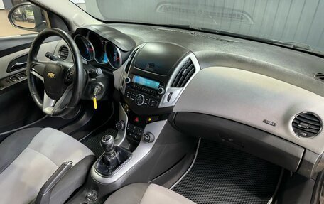 Chevrolet Cruze II, 2013 год, 609 900 рублей, 6 фотография
