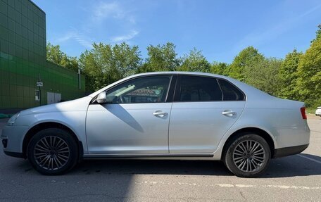 Volkswagen Jetta VI, 2010 год, 860 000 рублей, 6 фотография