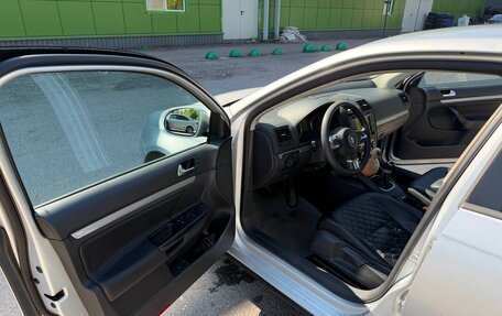 Volkswagen Jetta VI, 2010 год, 860 000 рублей, 14 фотография