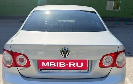 Volkswagen Jetta VI, 2010 год, 860 000 рублей, 4 фотография