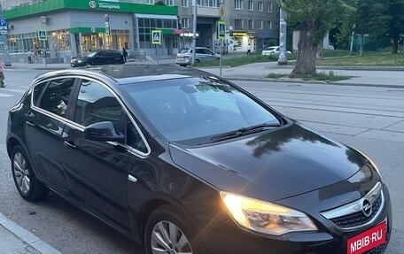 Opel Astra J, 2012 год, 750 000 рублей, 1 фотография