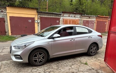 Hyundai Solaris II рестайлинг, 2018 год, 1 050 000 рублей, 9 фотография