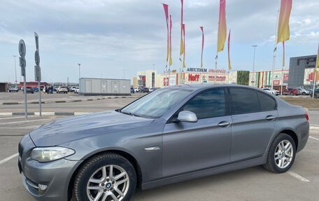 BMW 5 серия, 2013 год, 1 300 000 рублей, 6 фотография