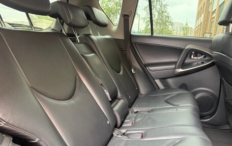 Toyota RAV4, 2011 год, 1 070 000 рублей, 10 фотография