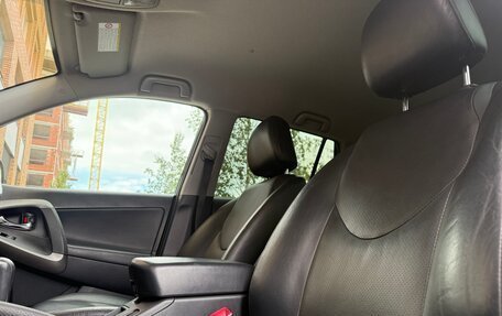 Toyota RAV4, 2011 год, 1 070 000 рублей, 14 фотография