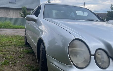 Mercedes-Benz CLK-Класс, 2000 год, 400 000 рублей, 19 фотография