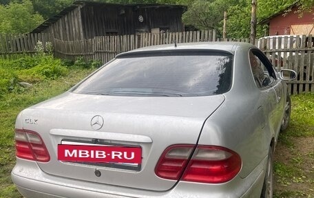 Mercedes-Benz CLK-Класс, 2000 год, 400 000 рублей, 4 фотография