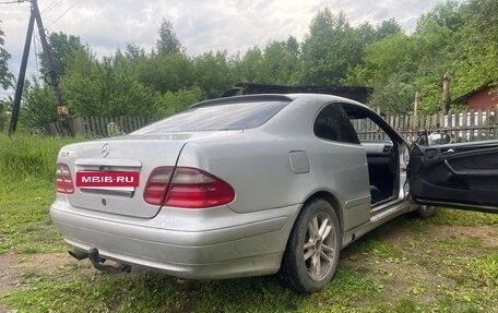 Mercedes-Benz CLK-Класс, 2000 год, 400 000 рублей, 22 фотография