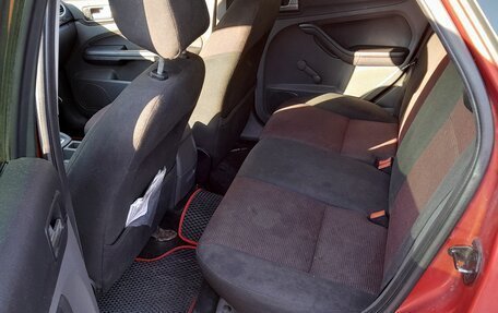 Ford Focus II рестайлинг, 2006 год, 350 000 рублей, 18 фотография