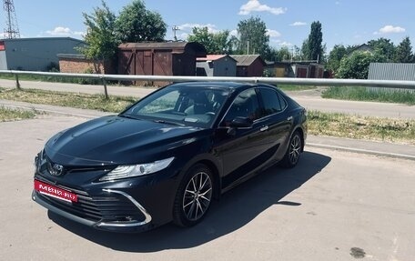 Toyota Camry, 2022 год, 4 200 000 рублей, 4 фотография
