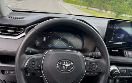 Toyota RAV4, 2025 год, 3 750 000 рублей, 16 фотография