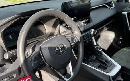 Toyota RAV4, 2025 год, 3 750 000 рублей, 13 фотография