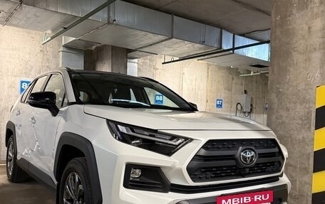 Toyota RAV4, 2025 год, 3 750 000 рублей, 23 фотография