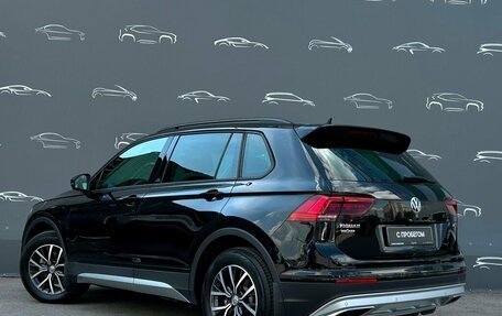 Volkswagen Tiguan II, 2018 год, 2 798 500 рублей, 4 фотография