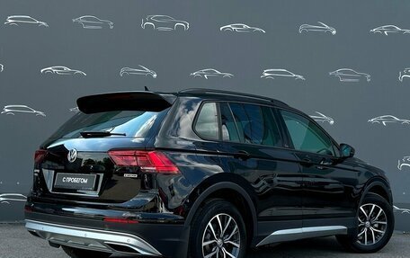 Volkswagen Tiguan II, 2018 год, 2 798 500 рублей, 2 фотография