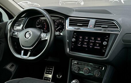 Volkswagen Tiguan II, 2018 год, 2 798 500 рублей, 16 фотография