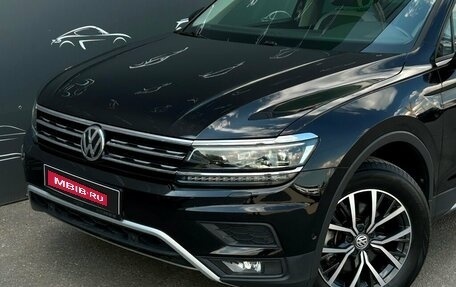 Volkswagen Tiguan II, 2018 год, 2 798 500 рублей, 24 фотография