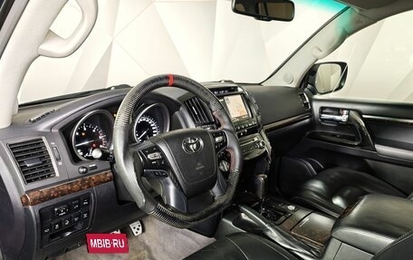 Toyota Land Cruiser 200, 2015 год, 2 999 000 рублей, 19 фотография