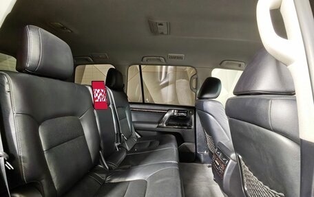 Toyota Land Cruiser 200, 2015 год, 2 999 000 рублей, 16 фотография