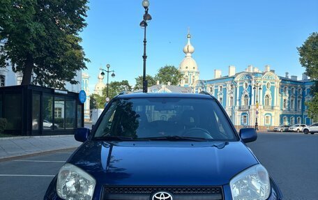 Toyota RAV4, 2003 год, 890 000 рублей, 1 фотография