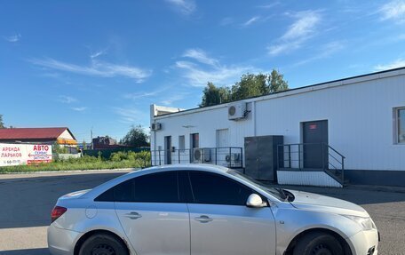 Chevrolet Cruze II, 2010 год, 298 000 рублей, 3 фотография