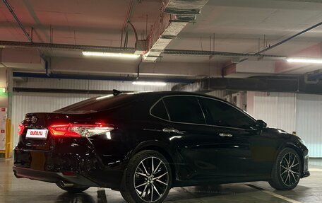 Toyota Camry, 2022 год, 3 499 999 рублей, 4 фотография