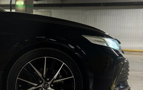 Toyota Camry, 2022 год, 3 499 999 рублей, 7 фотография