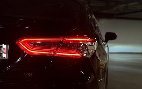 Toyota Camry, 2022 год, 3 499 999 рублей, 8 фотография
