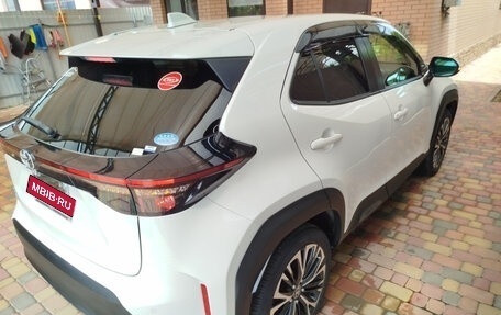 Toyota Yaris Cross, 2021 год, 2 228 000 рублей, 12 фотография