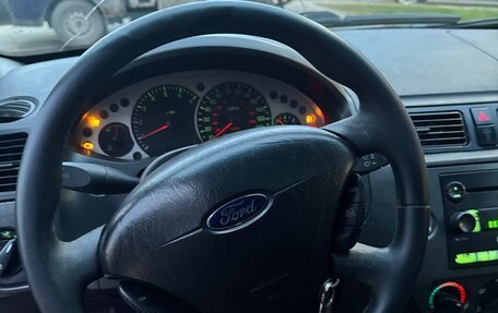 Ford Focus IV, 2005 год, 190 000 рублей, 12 фотография