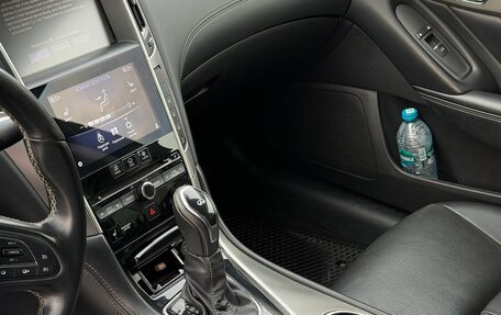 Infiniti Q50 I рестайлинг, 2018 год, 2 200 000 рублей, 8 фотография