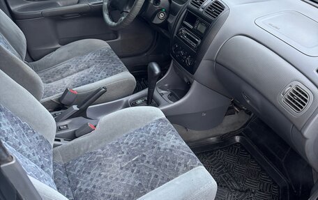 Mazda 323, 1999 год, 300 000 рублей, 8 фотография