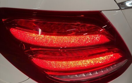Mercedes-Benz E-Класс, 2017 год, 3 280 000 рублей, 7 фотография