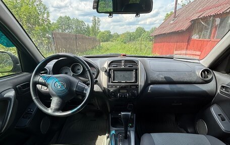 Toyota RAV4, 2003 год, 890 000 рублей, 9 фотография