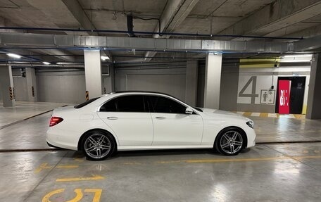 Mercedes-Benz E-Класс, 2017 год, 3 280 000 рублей, 18 фотография