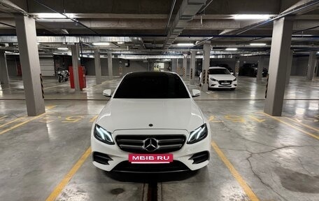 Mercedes-Benz E-Класс, 2017 год, 3 280 000 рублей, 20 фотография