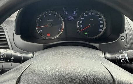 Hyundai Solaris II рестайлинг, 2014 год, 950 000 рублей, 8 фотография