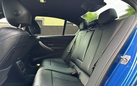 BMW 3 серия, 2018 год, 3 050 000 рублей, 16 фотография
