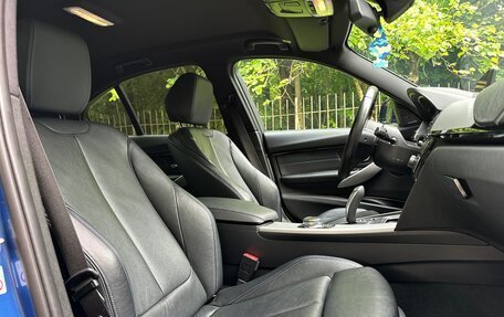 BMW 3 серия, 2018 год, 3 050 000 рублей, 15 фотография