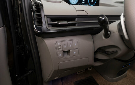 Hyundai Staria, 2025 год, 8 250 000 рублей, 23 фотография