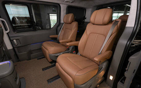 Hyundai Staria, 2025 год, 8 250 000 рублей, 14 фотография