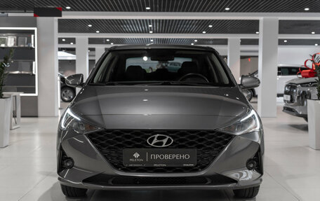 Hyundai Solaris II рестайлинг, 2021 год, 1 745 000 рублей, 3 фотография