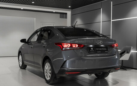 Hyundai Solaris II рестайлинг, 2021 год, 1 745 000 рублей, 4 фотография