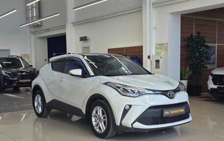 Toyota C-HR I рестайлинг, 2019 год, 2 250 000 рублей, 2 фотография